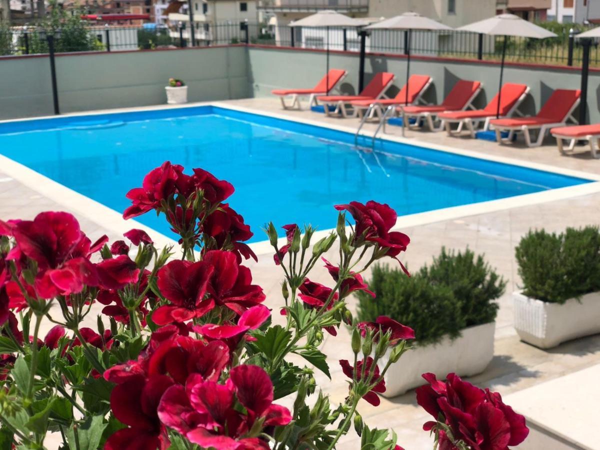 Relax Apartment & Hotel Golem  Εξωτερικό φωτογραφία