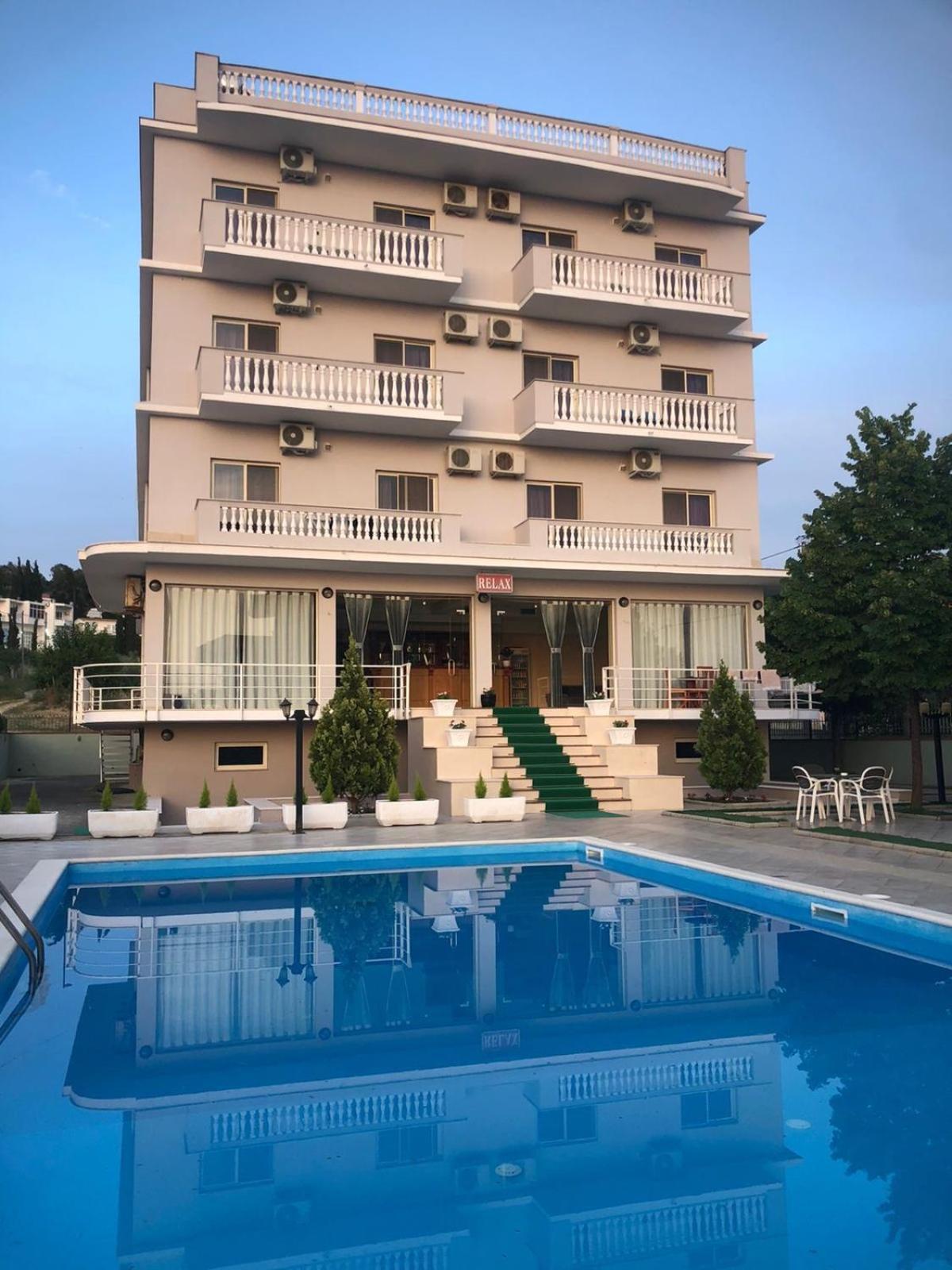 Relax Apartment & Hotel Golem  Εξωτερικό φωτογραφία